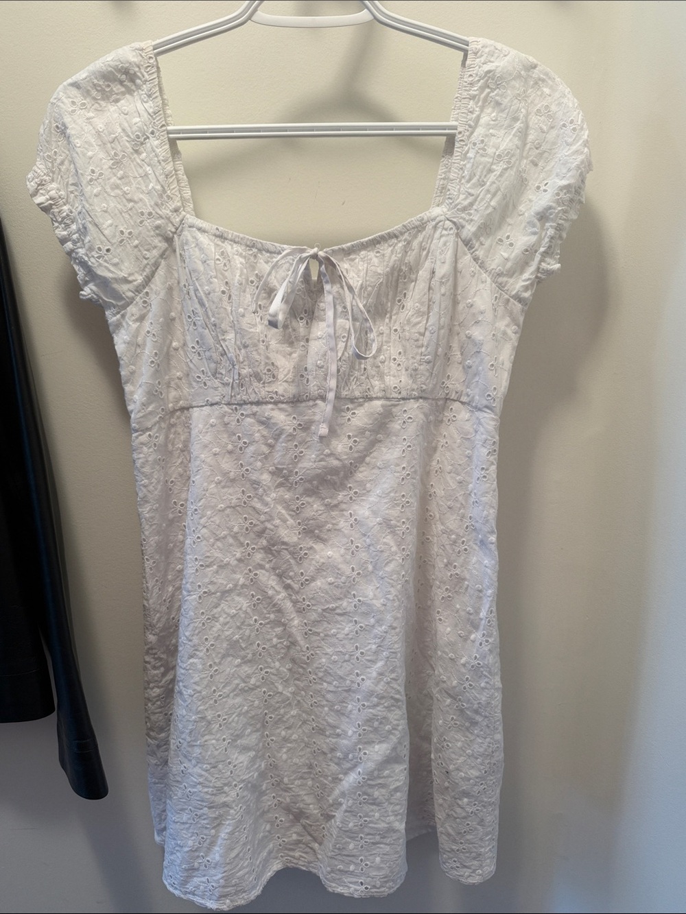 Hollister White Eyelet Short Sleeve Babydoll Dress